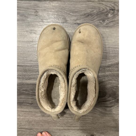 UGG x Mad Happy Mini Boot Light Brown US Women Size 9 - Picture 2 of 6